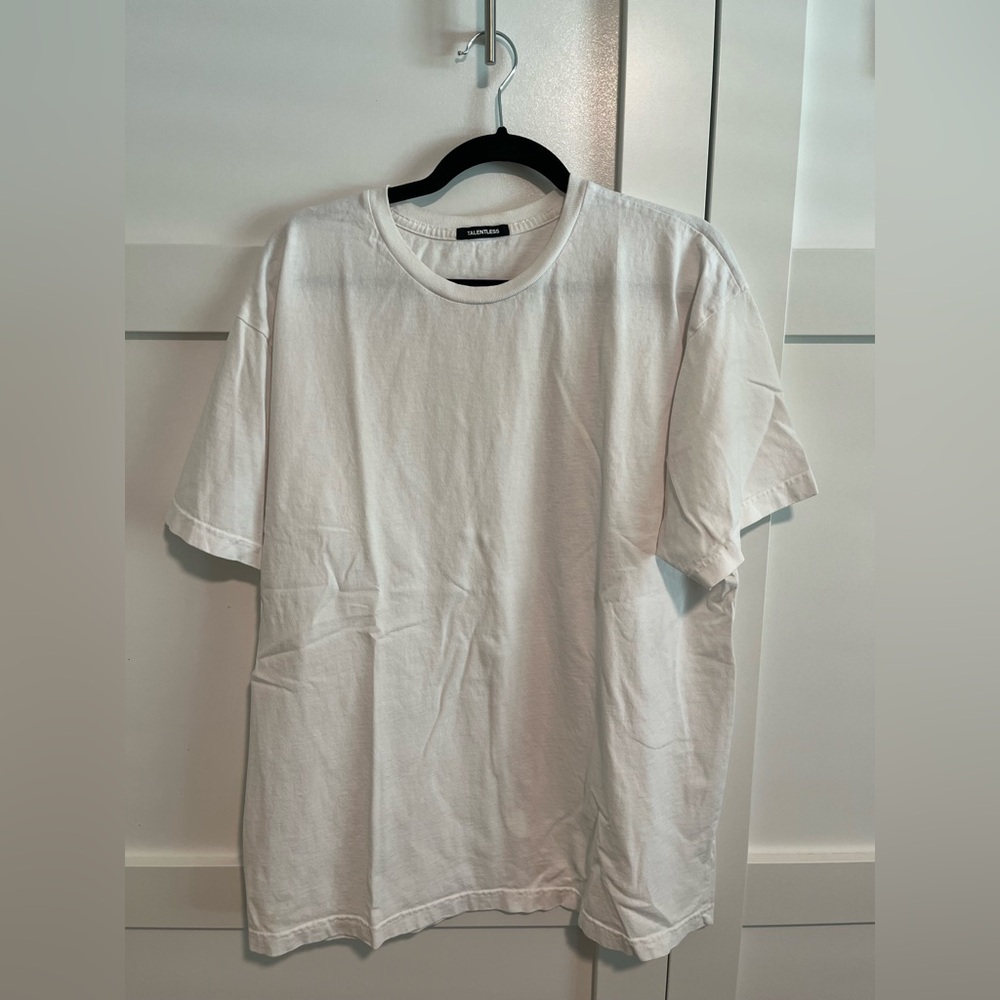 TALENTLESS men’s large white tshirt, boxy fit